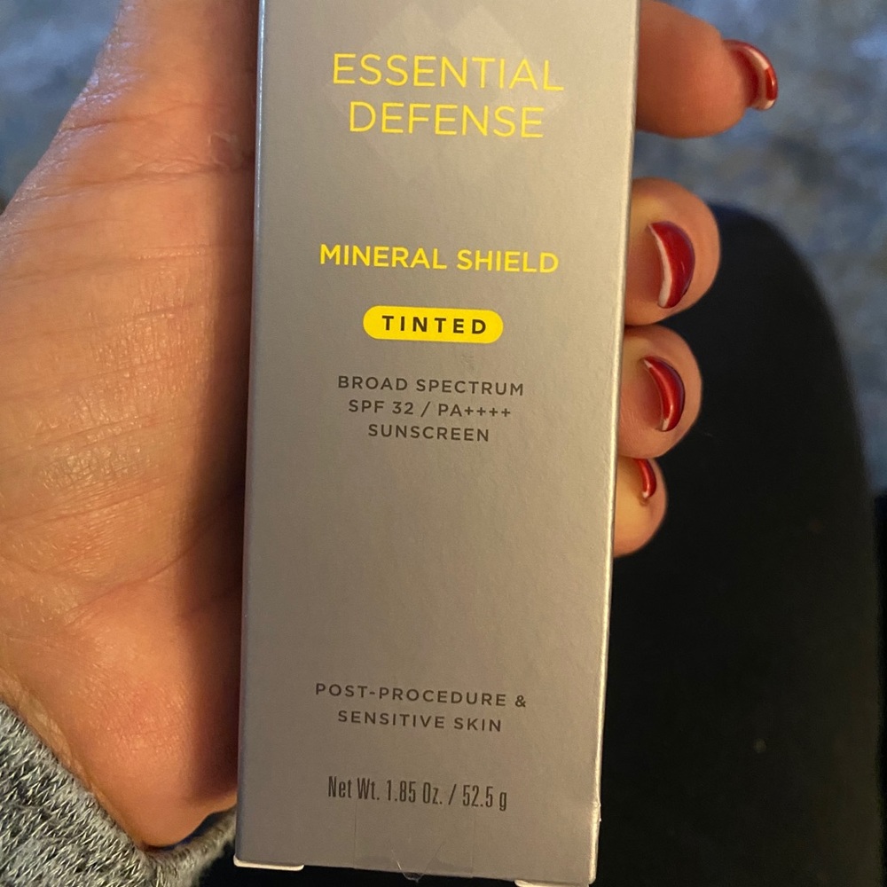 Skin Medica Essential Defense Mineral Shield